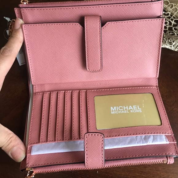 Last one✨Michael Kors jet set wallet Wristlet - Picture 2 of 8